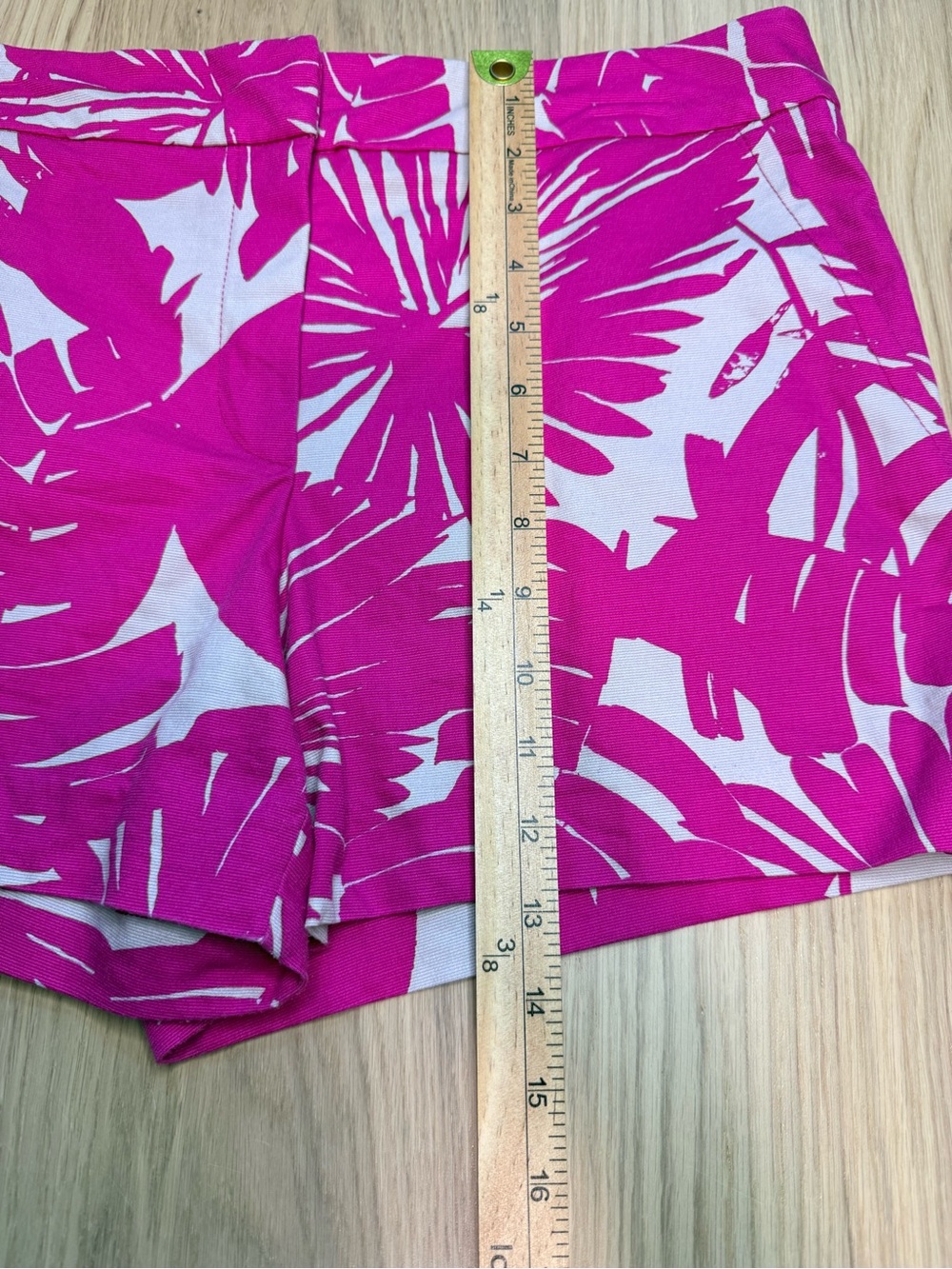TRINA TURK Womens Pink Cream Palm Trees Resort  Casual Preppy Shorts Size 8 - Picture 9 of 11